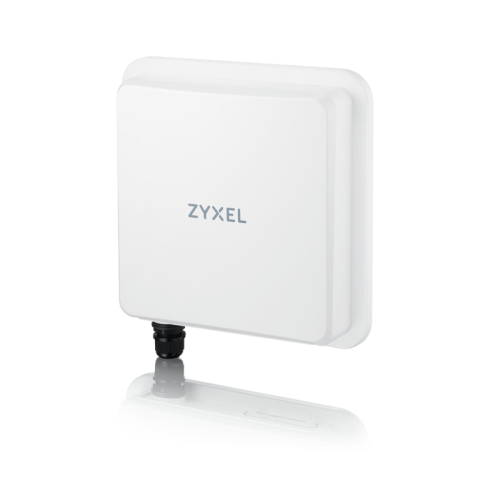 Маршрутизатор/ Zyxel NebulaFlex Pro FWA710 Outdoor 5G router  (a SIM card is inserted), IP68, support for 4G/LTE Cat.19, 6 antennas with coefficient gain up to 9 dBi, 1xLAN 2.5GE, PoE only, PoE injector included