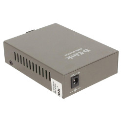 Медиаконвертер/ DMC-F15SC Media Converter 100Base-TX to 100Base-FX, SC, Single-mode, 1310nm, 15KM, Stand-alone