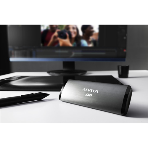 Твердотельный накопитель/ ADATA External SSD SE760, 256GB, Type-C, USB 3.2 Gen2, R/W 1000/800 MB/s, 122x44x14mm, Titan-Gray (3 года)